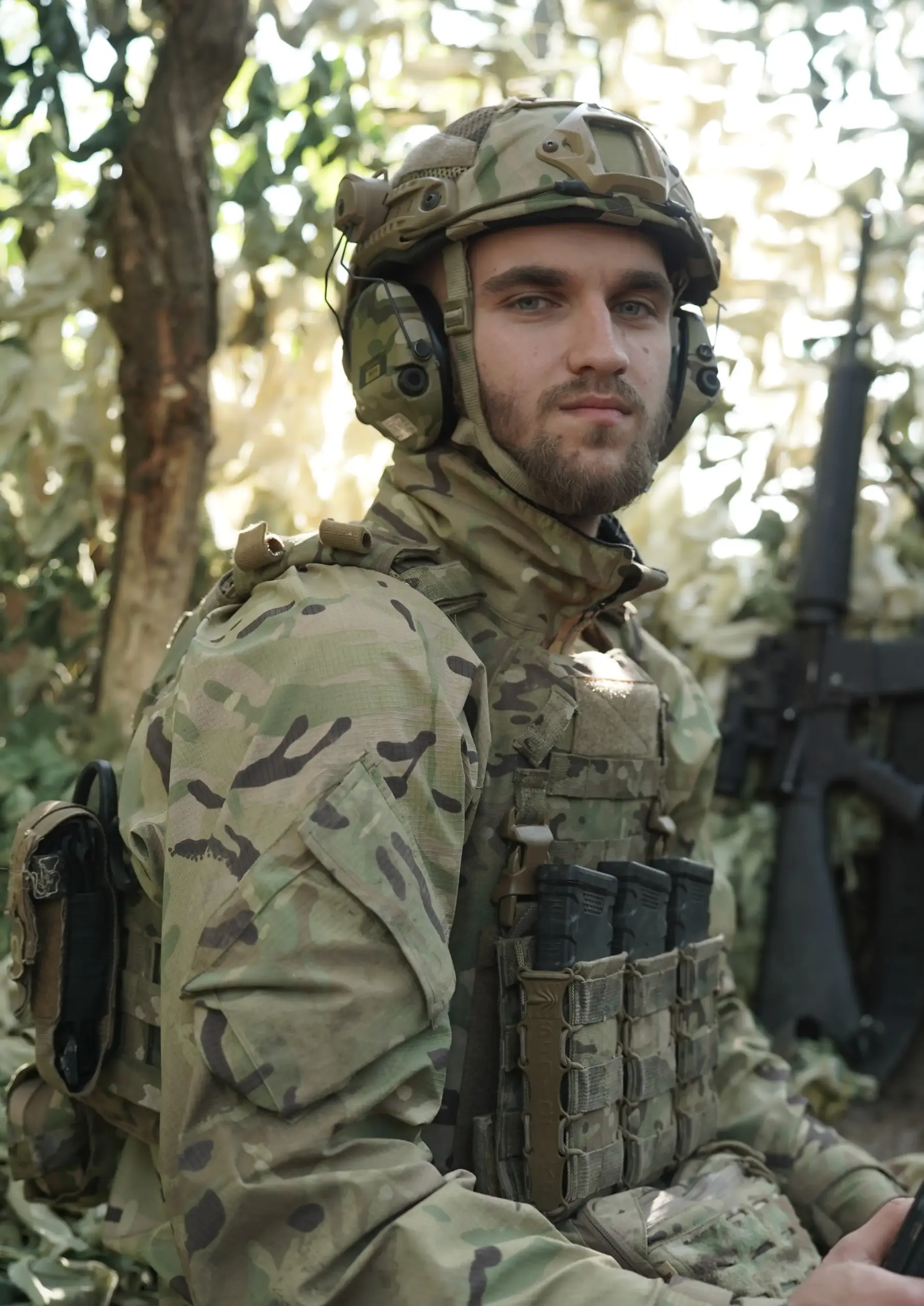 Підтримати АЗОВ